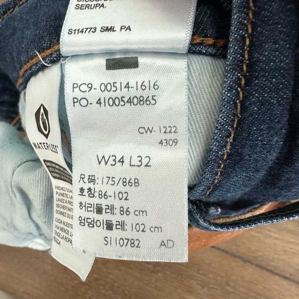 Levi's 514‎ Blue Denim Jeans Size 34x32 Gently Worn